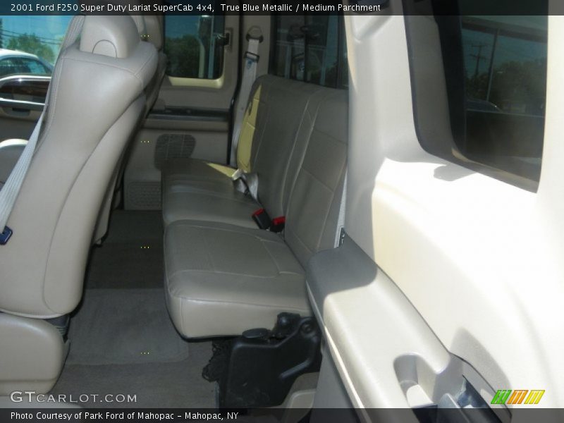 True Blue Metallic / Medium Parchment 2001 Ford F250 Super Duty Lariat SuperCab 4x4
