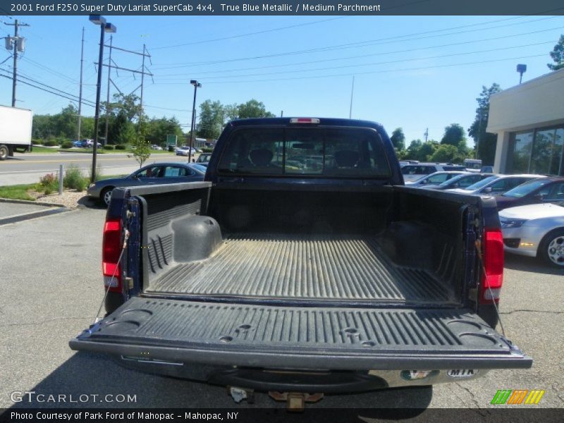 True Blue Metallic / Medium Parchment 2001 Ford F250 Super Duty Lariat SuperCab 4x4