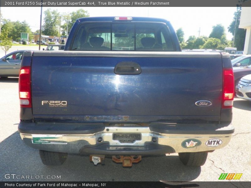 True Blue Metallic / Medium Parchment 2001 Ford F250 Super Duty Lariat SuperCab 4x4