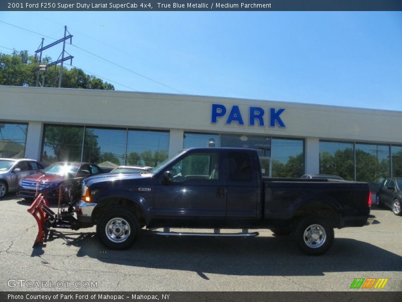 True Blue Metallic / Medium Parchment 2001 Ford F250 Super Duty Lariat SuperCab 4x4
