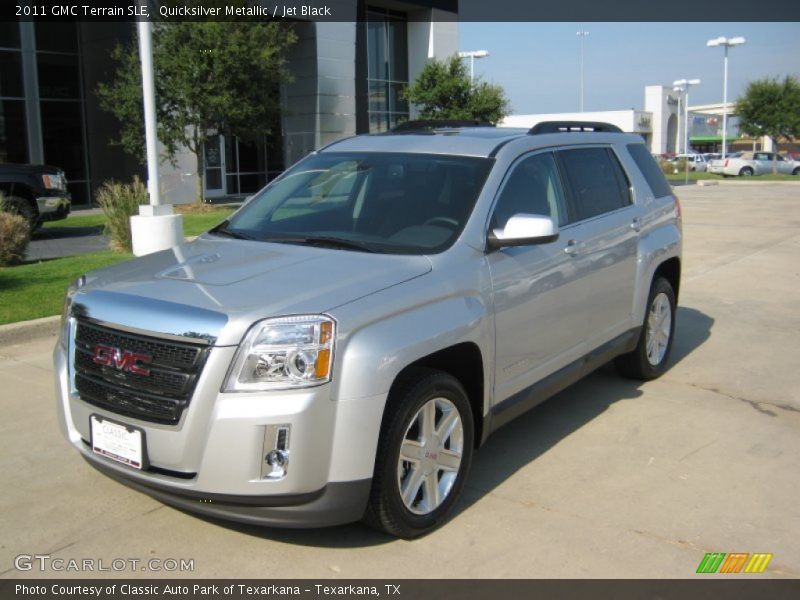 Quicksilver Metallic / Jet Black 2011 GMC Terrain SLE