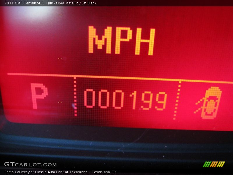 Quicksilver Metallic / Jet Black 2011 GMC Terrain SLE