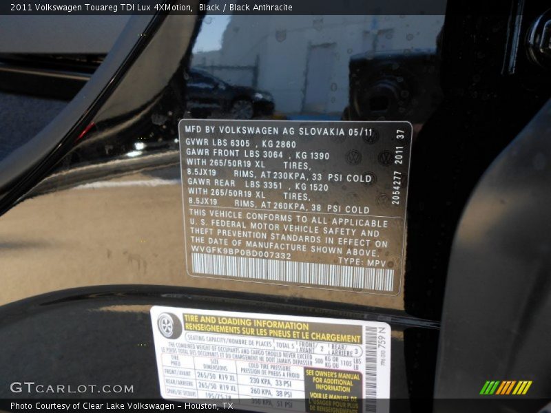 Black / Black Anthracite 2011 Volkswagen Touareg TDI Lux 4XMotion