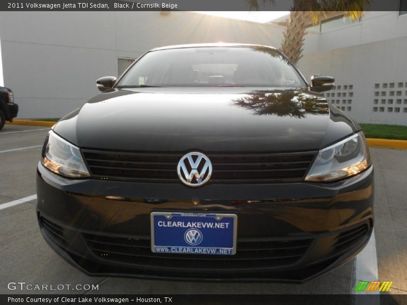 Black / Cornsilk Beige 2011 Volkswagen Jetta TDI Sedan