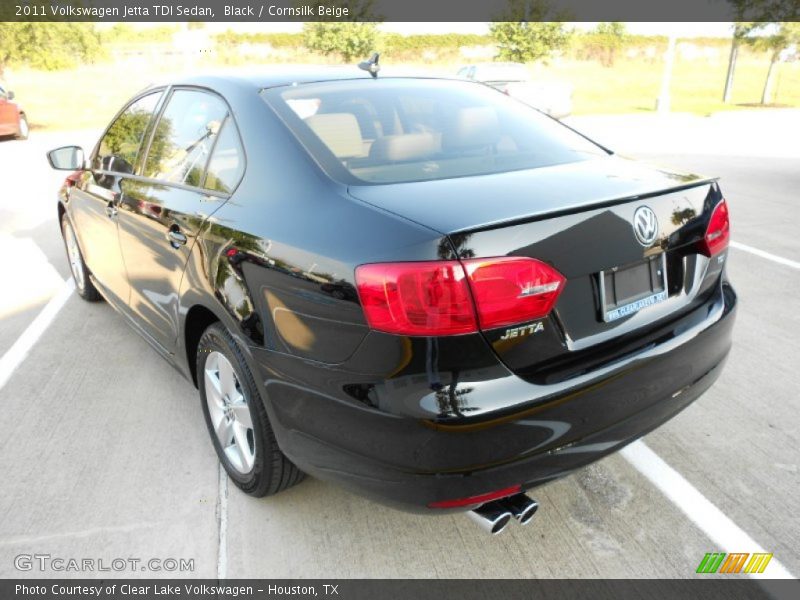 Black / Cornsilk Beige 2011 Volkswagen Jetta TDI Sedan