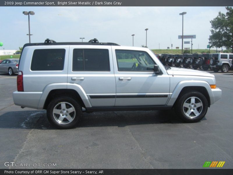 Bright Silver Metallic / Dark Slate Gray 2009 Jeep Commander Sport