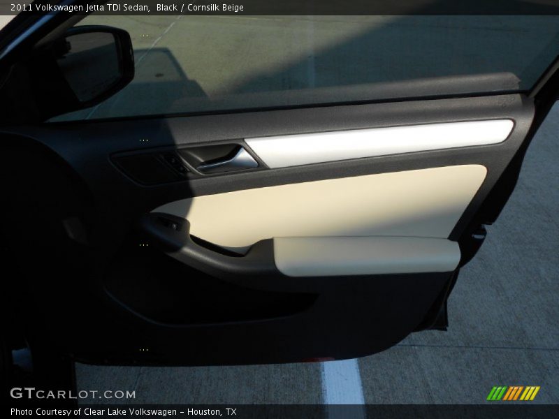 Black / Cornsilk Beige 2011 Volkswagen Jetta TDI Sedan