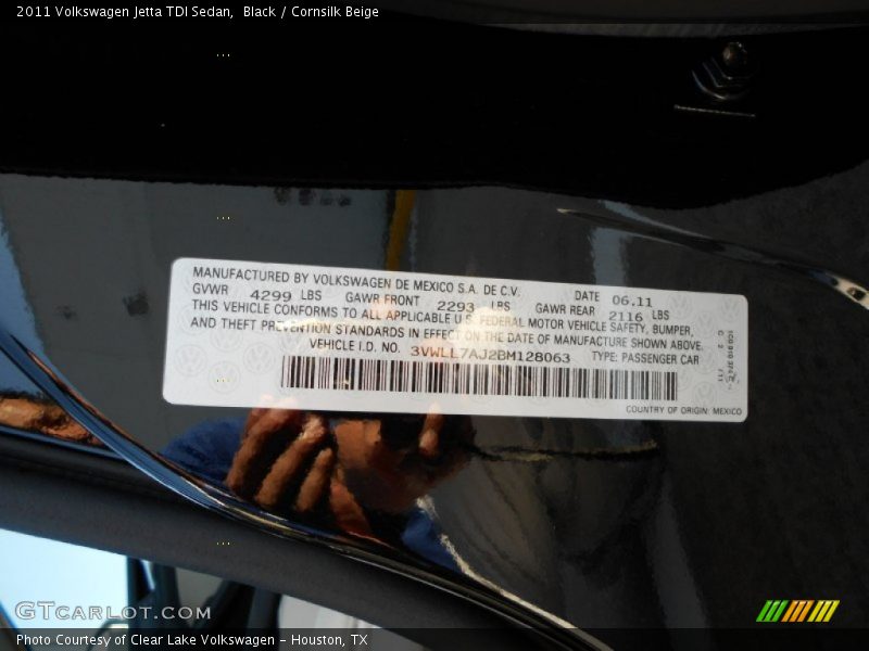 Black / Cornsilk Beige 2011 Volkswagen Jetta TDI Sedan