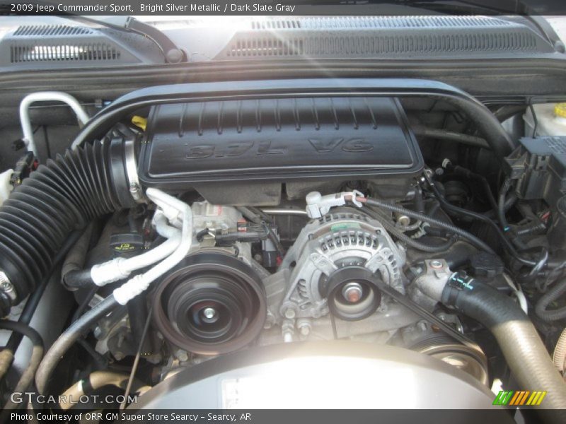 Bright Silver Metallic / Dark Slate Gray 2009 Jeep Commander Sport