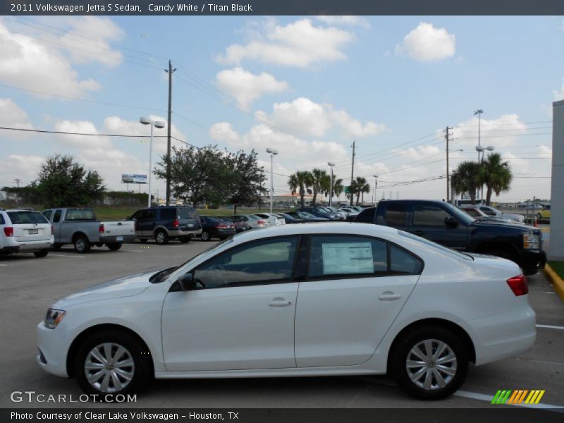 Candy White / Titan Black 2011 Volkswagen Jetta S Sedan