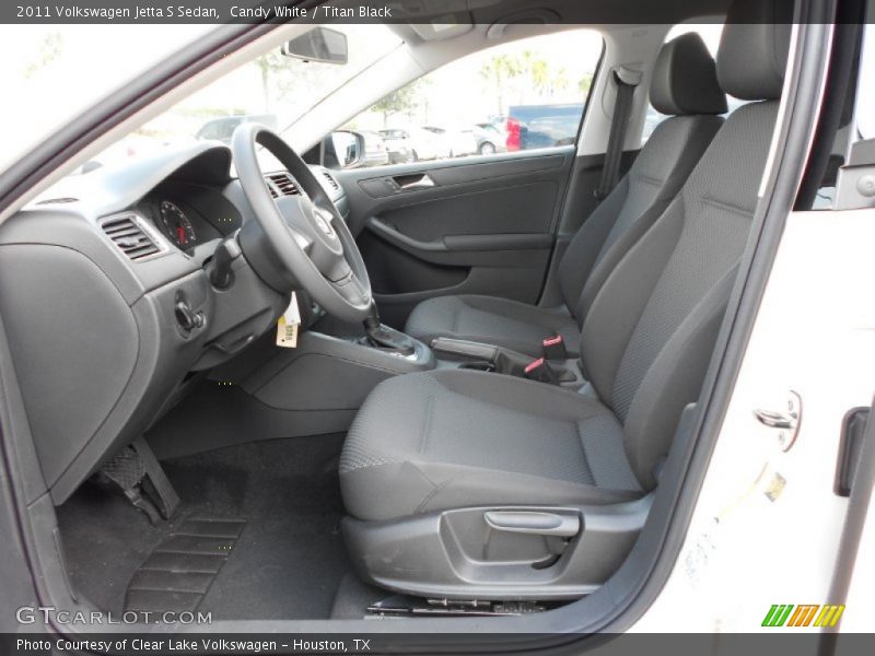 Candy White / Titan Black 2011 Volkswagen Jetta S Sedan