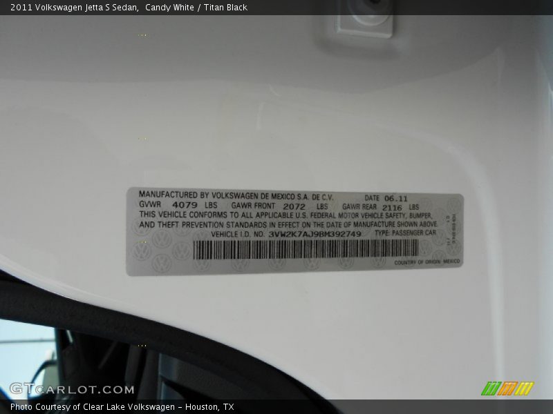 Candy White / Titan Black 2011 Volkswagen Jetta S Sedan