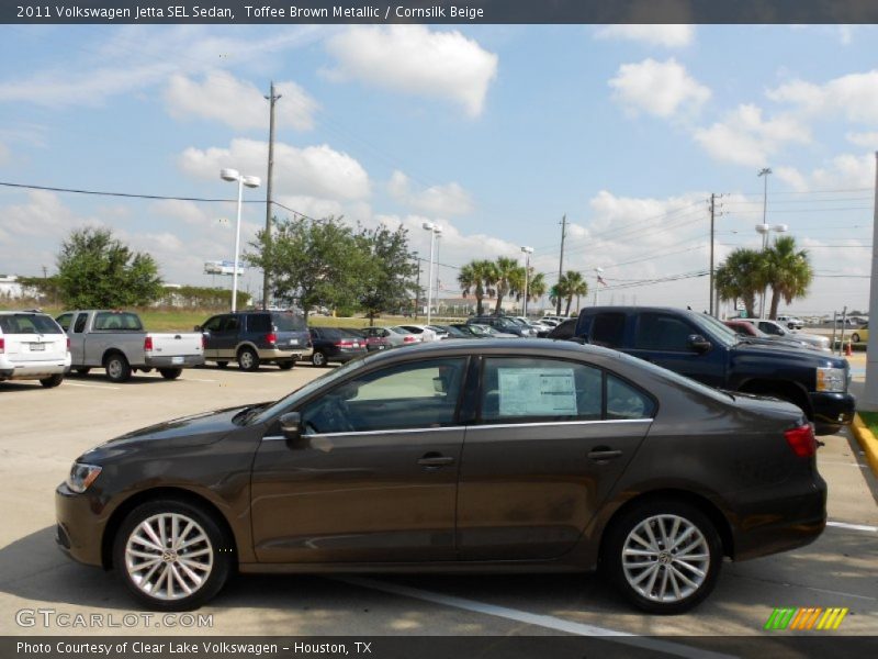 Toffee Brown Metallic / Cornsilk Beige 2011 Volkswagen Jetta SEL Sedan