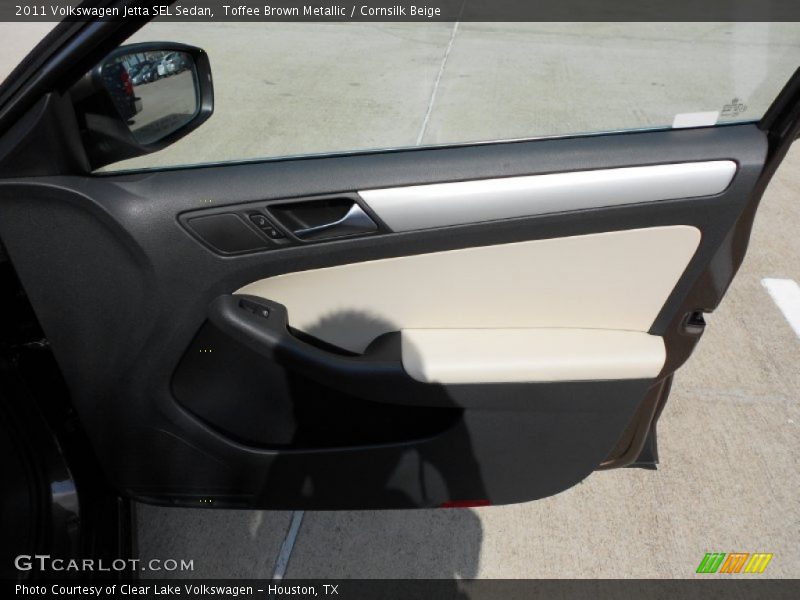Toffee Brown Metallic / Cornsilk Beige 2011 Volkswagen Jetta SEL Sedan