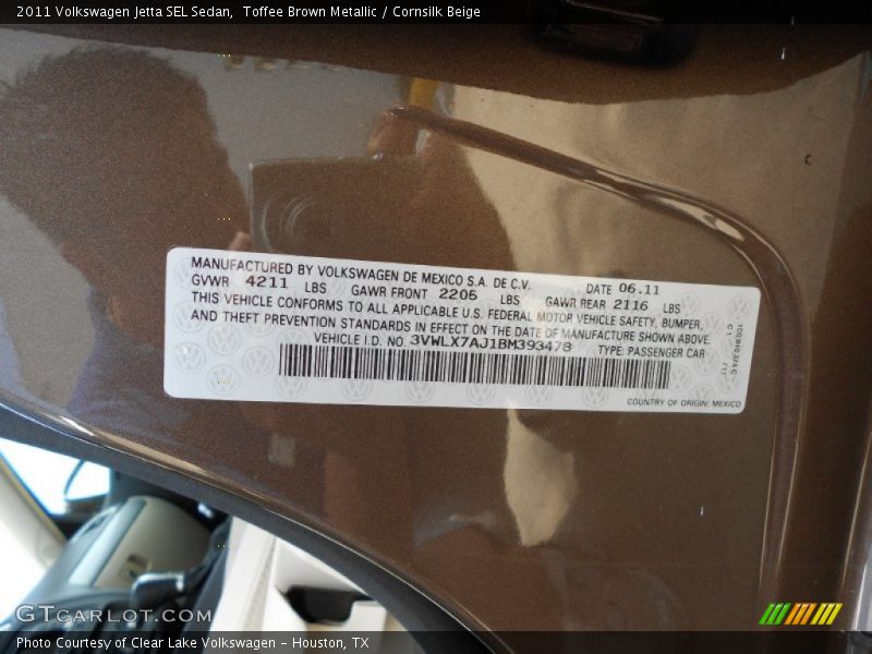 Toffee Brown Metallic / Cornsilk Beige 2011 Volkswagen Jetta SEL Sedan