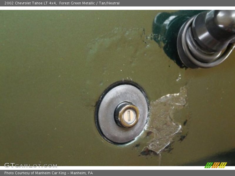 Forest Green Metallic / Tan/Neutral 2002 Chevrolet Tahoe LT 4x4