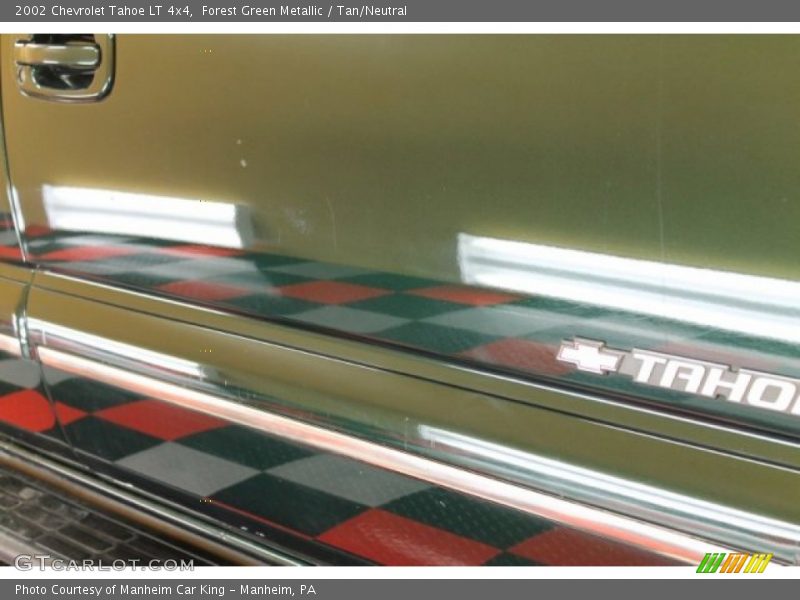 Forest Green Metallic / Tan/Neutral 2002 Chevrolet Tahoe LT 4x4