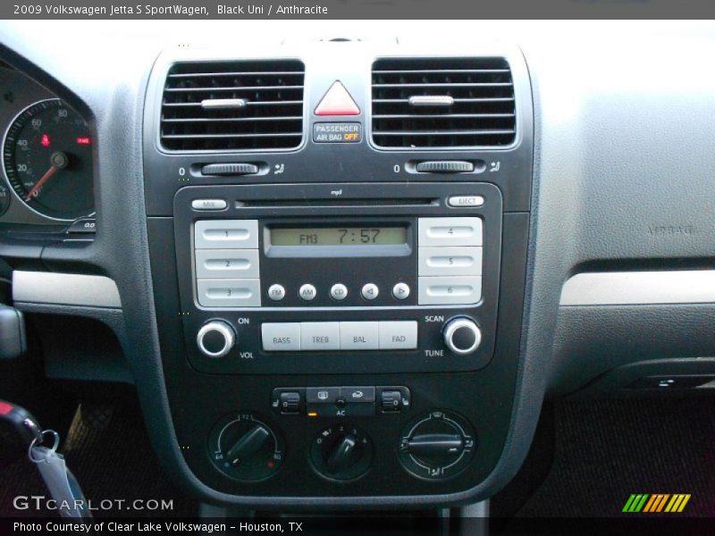 Black Uni / Anthracite 2009 Volkswagen Jetta S SportWagen