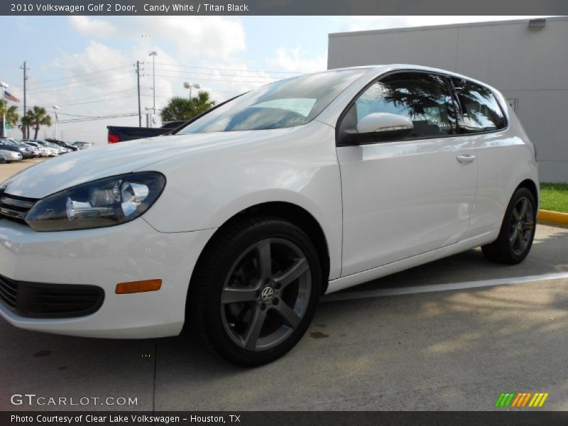 Candy White / Titan Black 2010 Volkswagen Golf 2 Door