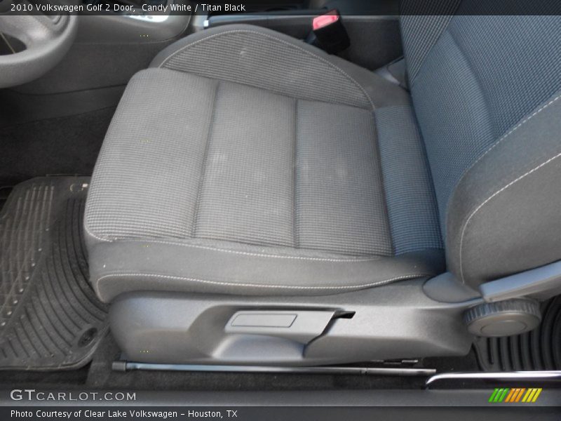 Candy White / Titan Black 2010 Volkswagen Golf 2 Door