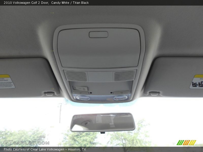 Candy White / Titan Black 2010 Volkswagen Golf 2 Door