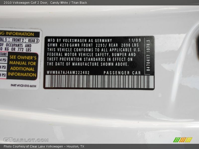 Candy White / Titan Black 2010 Volkswagen Golf 2 Door