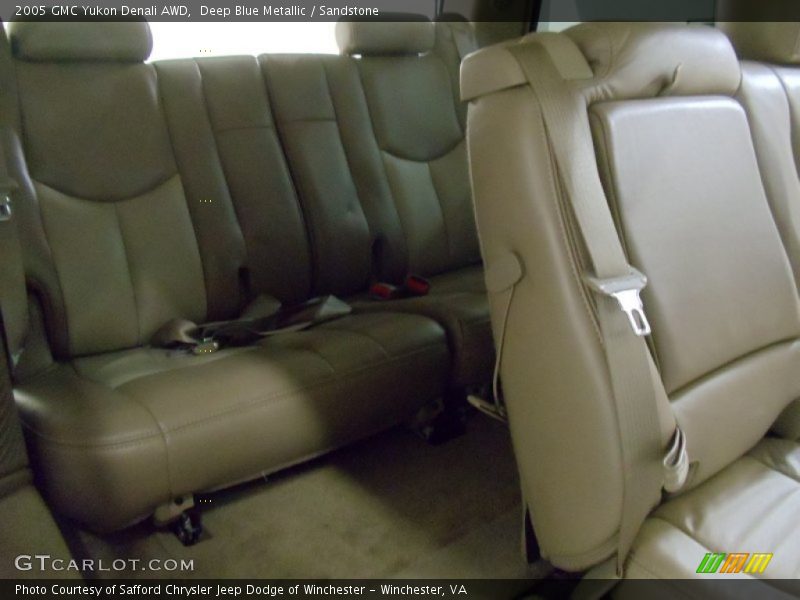 Deep Blue Metallic / Sandstone 2005 GMC Yukon Denali AWD
