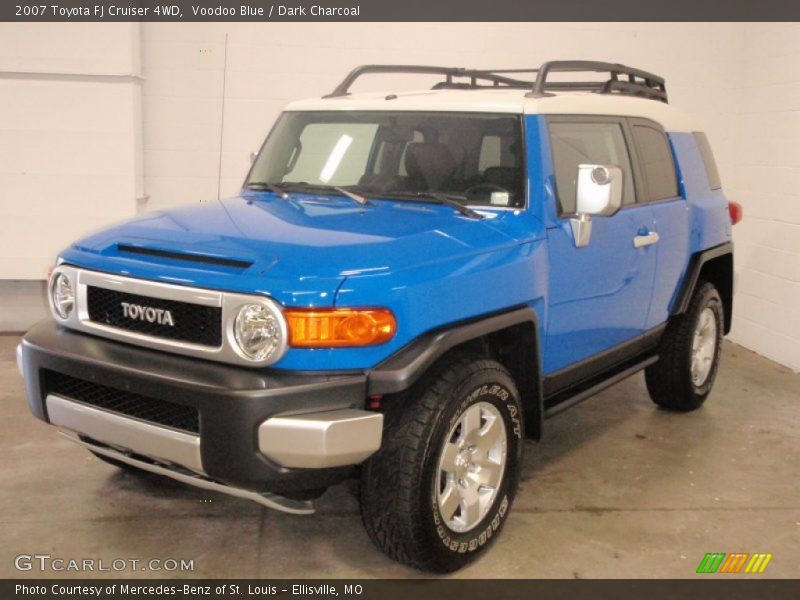 Voodoo Blue / Dark Charcoal 2007 Toyota FJ Cruiser 4WD