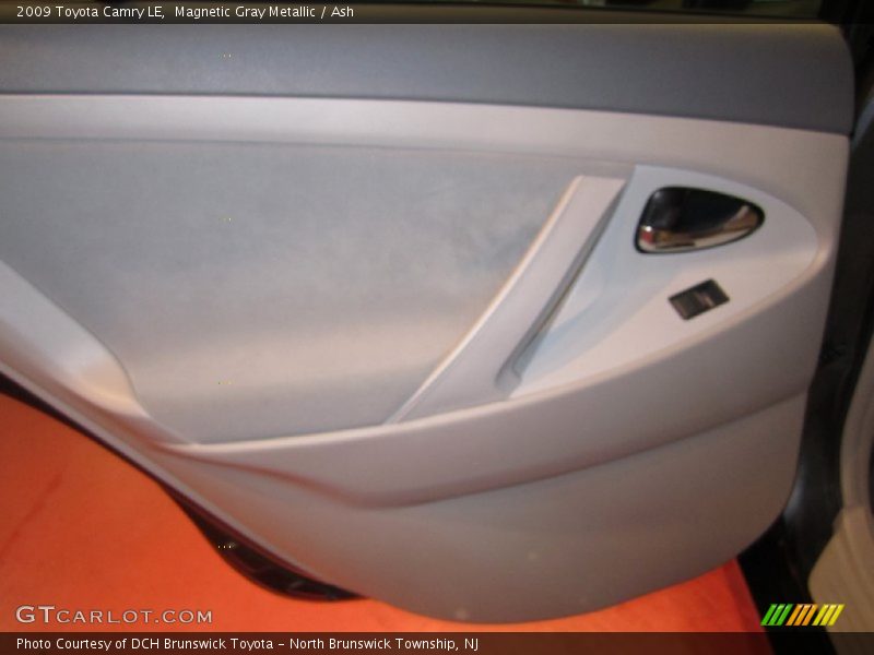 Magnetic Gray Metallic / Ash 2009 Toyota Camry LE