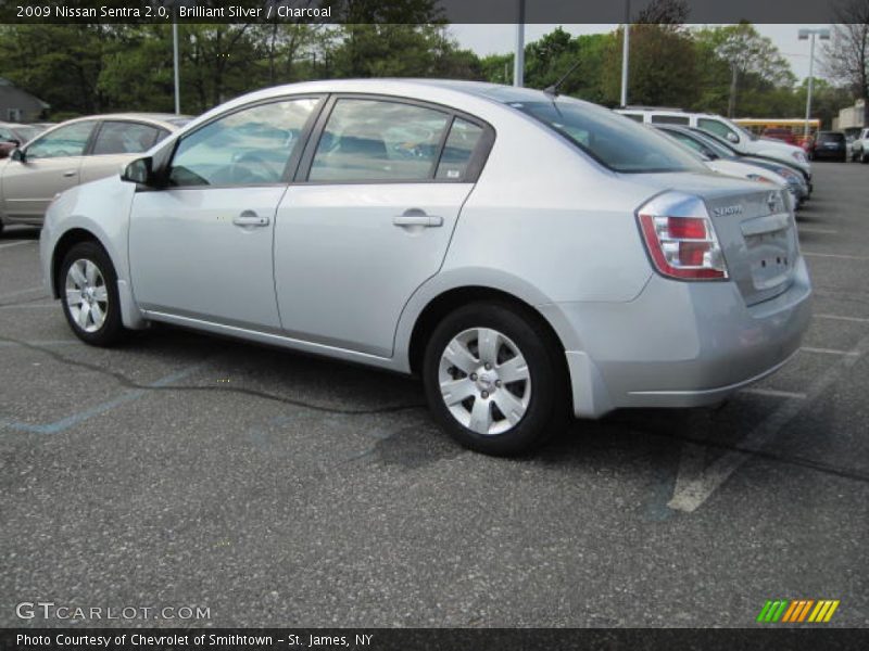 Brilliant Silver / Charcoal 2009 Nissan Sentra 2.0