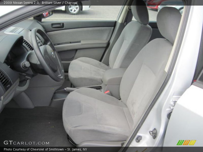 Brilliant Silver / Charcoal 2009 Nissan Sentra 2.0