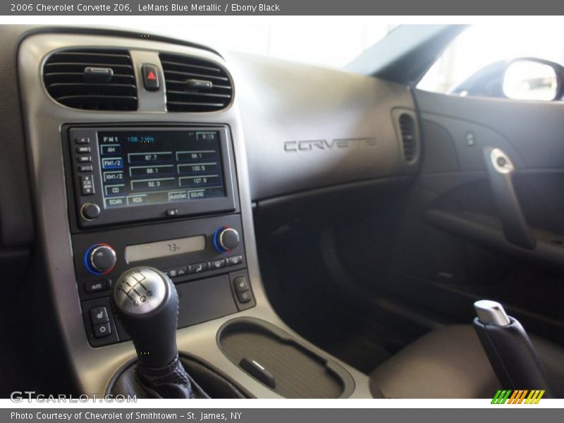 Controls of 2006 Corvette Z06
