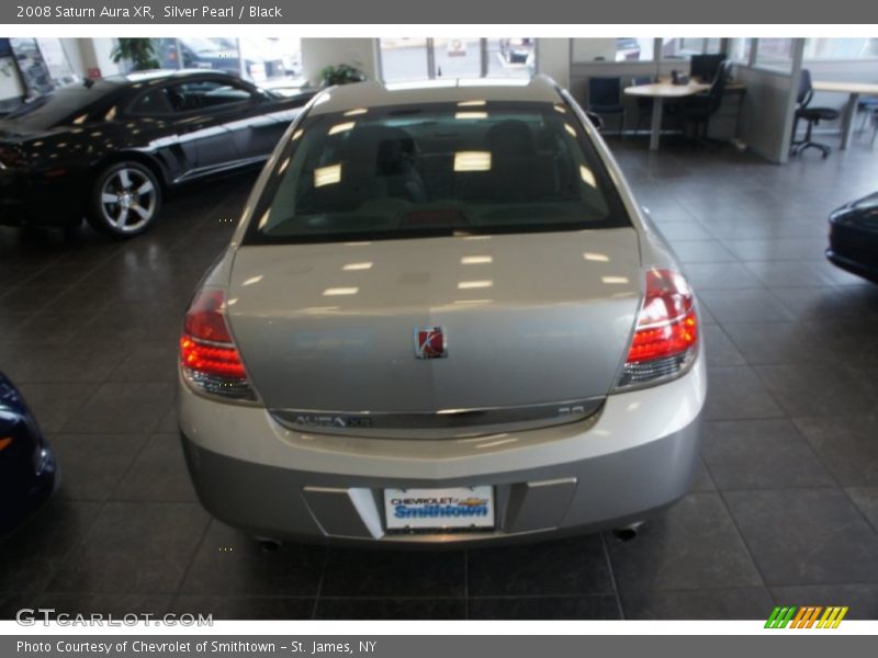 Silver Pearl / Black 2008 Saturn Aura XR