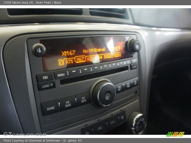 Silver Pearl / Black 2008 Saturn Aura XR