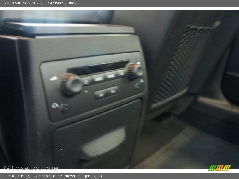 Silver Pearl / Black 2008 Saturn Aura XR