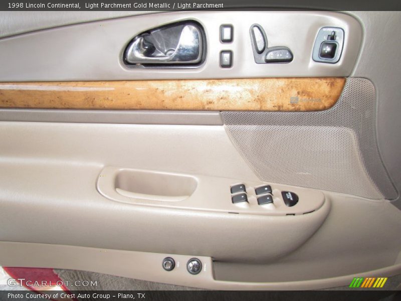 Light Parchment Gold Metallic / Light Parchment 1998 Lincoln Continental