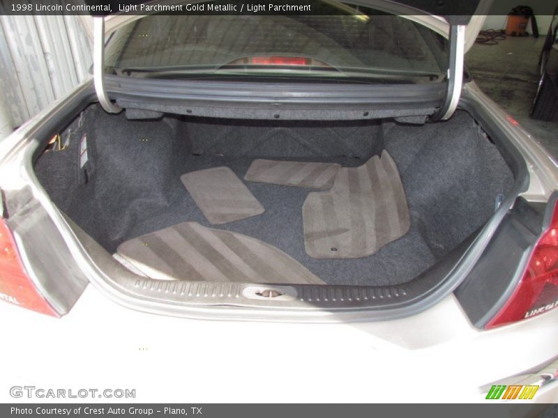 Light Parchment Gold Metallic / Light Parchment 1998 Lincoln Continental