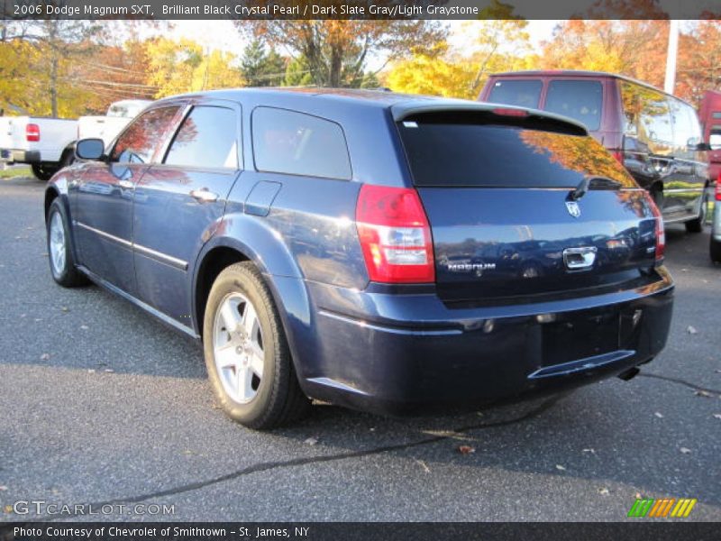 Brilliant Black Crystal Pearl / Dark Slate Gray/Light Graystone 2006 Dodge Magnum SXT