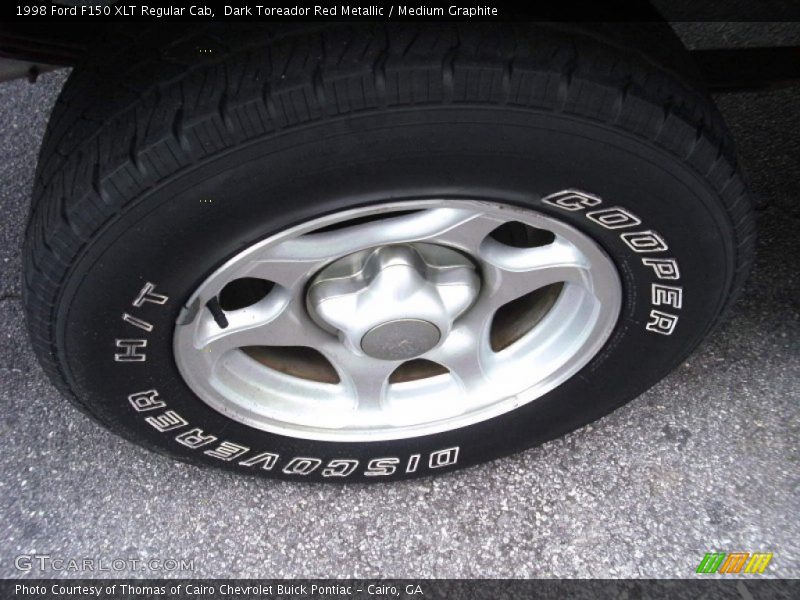 Dark Toreador Red Metallic / Medium Graphite 1998 Ford F150 XLT Regular Cab