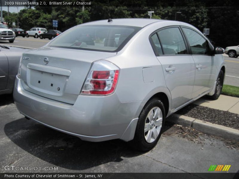Brilliant Silver / Charcoal 2009 Nissan Sentra 2.0