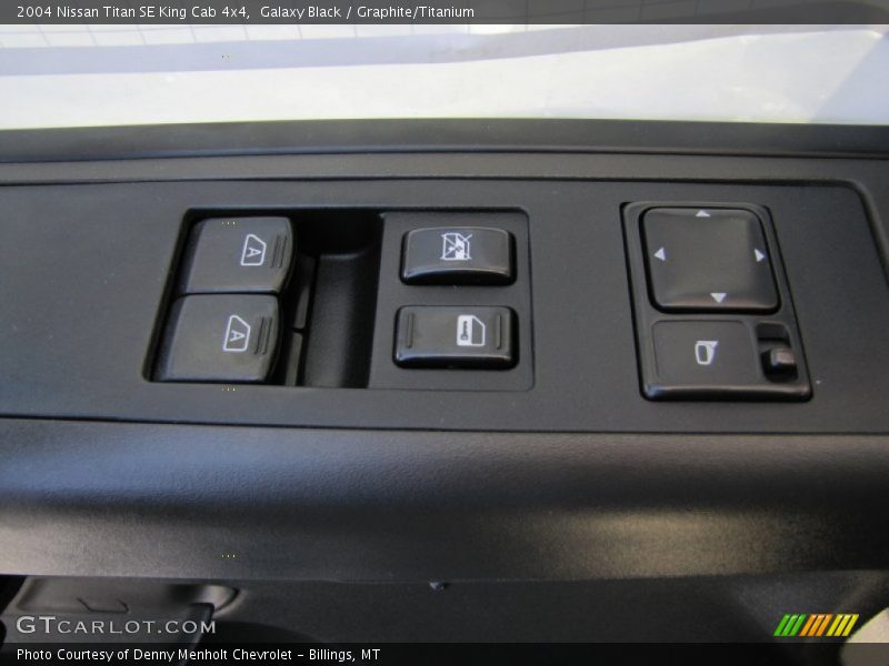 Galaxy Black / Graphite/Titanium 2004 Nissan Titan SE King Cab 4x4