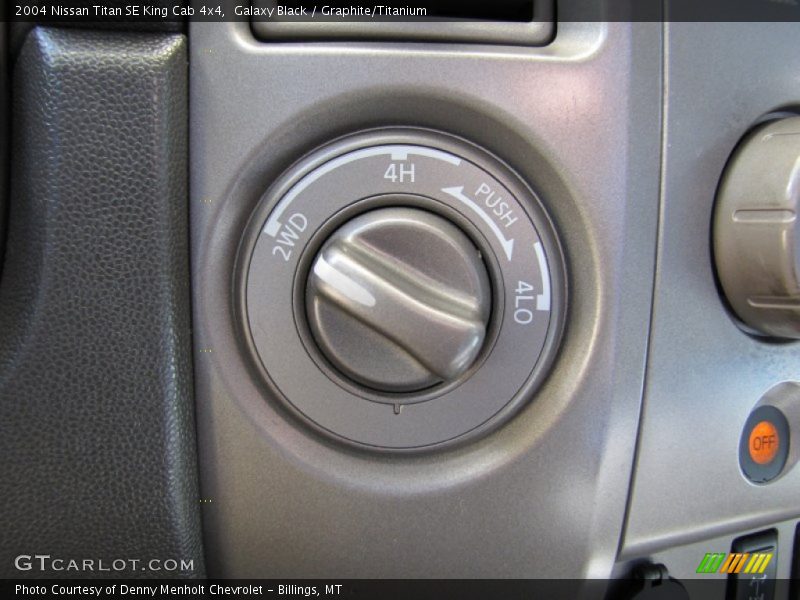 Galaxy Black / Graphite/Titanium 2004 Nissan Titan SE King Cab 4x4