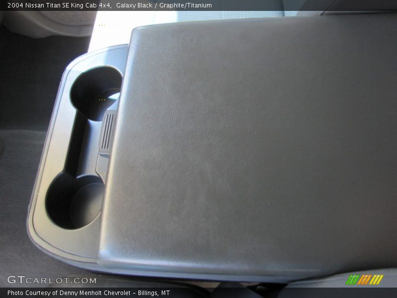Galaxy Black / Graphite/Titanium 2004 Nissan Titan SE King Cab 4x4