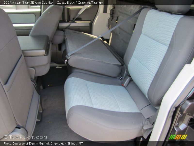 Galaxy Black / Graphite/Titanium 2004 Nissan Titan SE King Cab 4x4