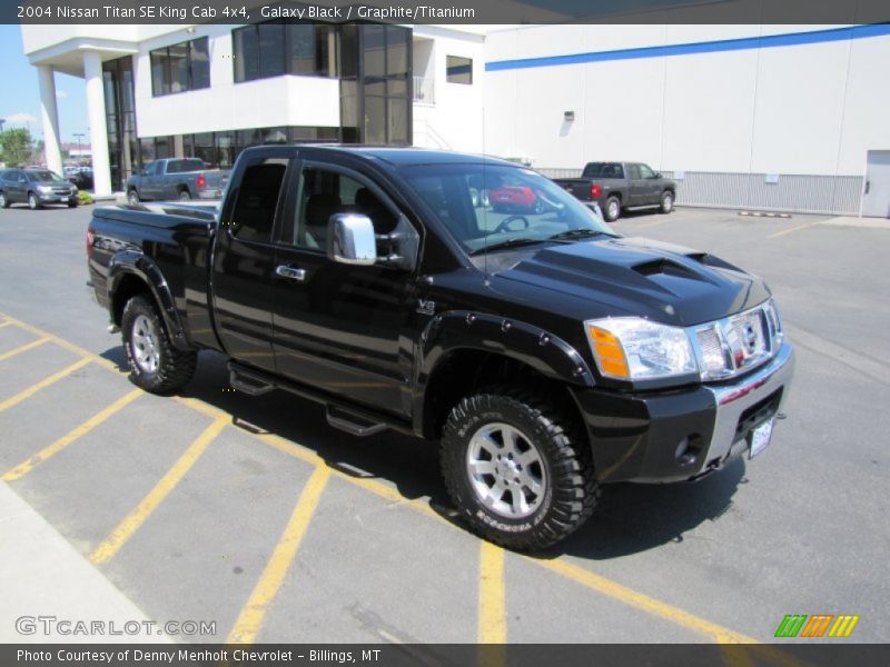 Galaxy Black / Graphite/Titanium 2004 Nissan Titan SE King Cab 4x4