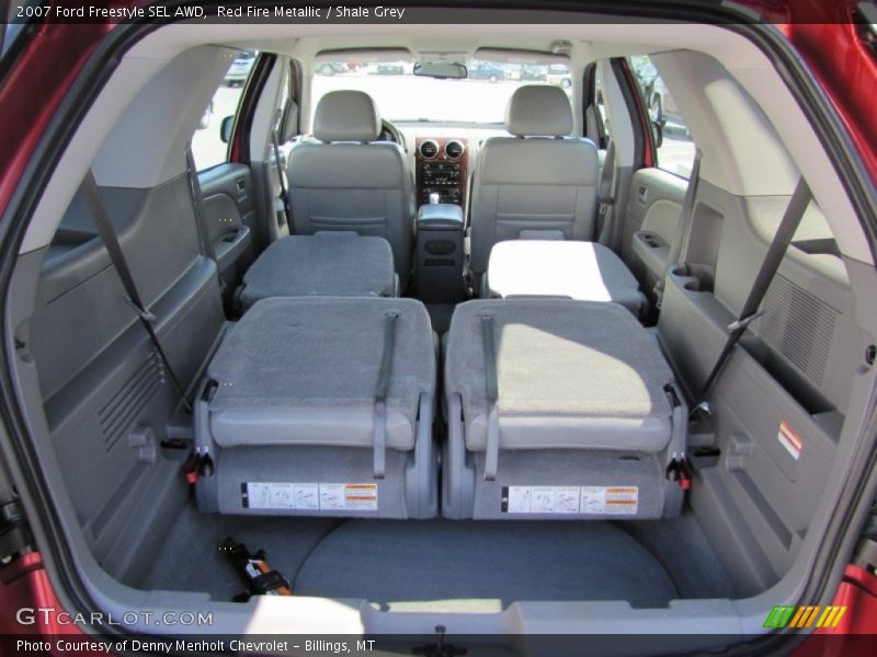  2007 Freestyle SEL AWD Trunk
