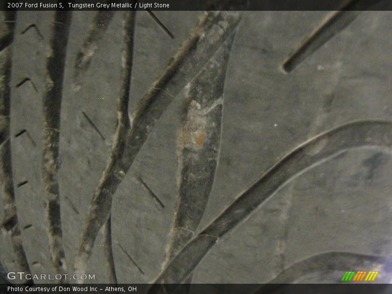 Tungsten Grey Metallic / Light Stone 2007 Ford Fusion S