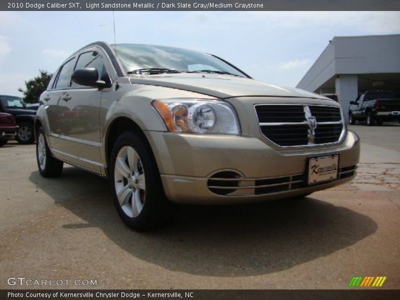Light Sandstone Metallic / Dark Slate Gray/Medium Graystone 2010 Dodge Caliber SXT