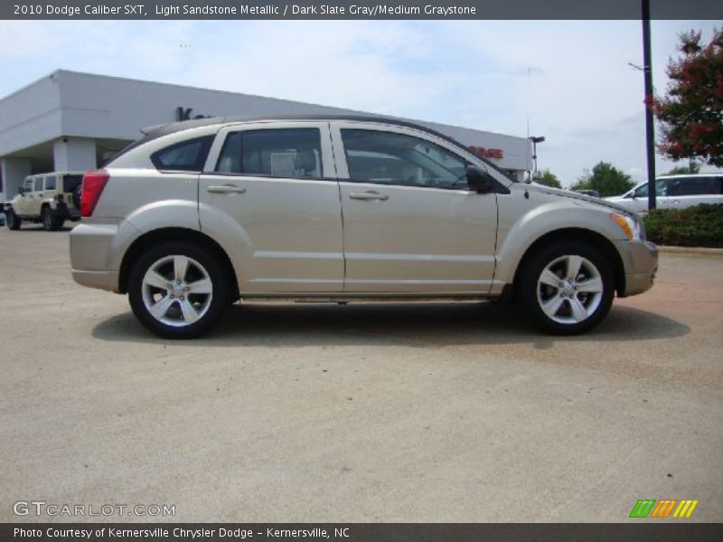 Light Sandstone Metallic / Dark Slate Gray/Medium Graystone 2010 Dodge Caliber SXT