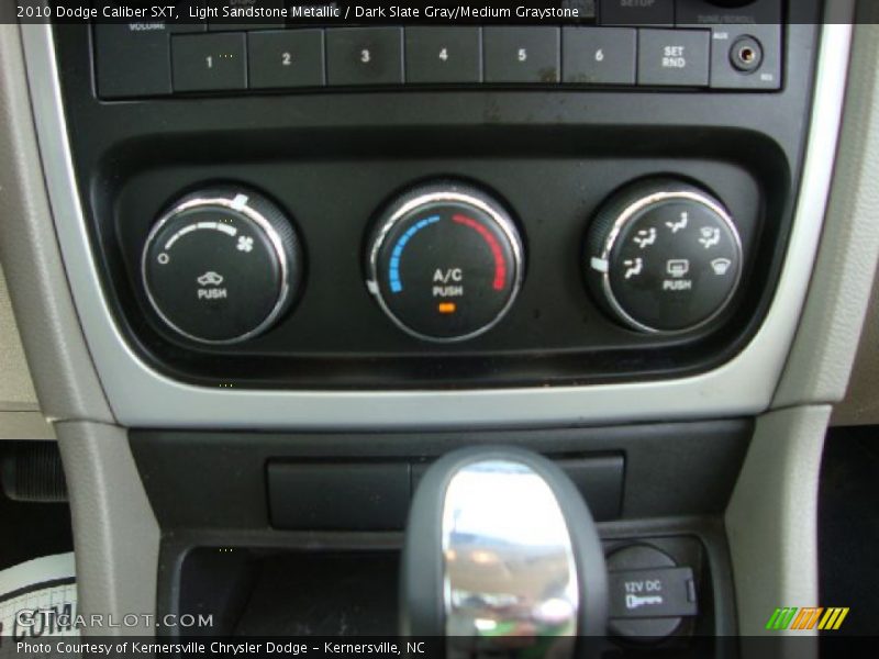 Light Sandstone Metallic / Dark Slate Gray/Medium Graystone 2010 Dodge Caliber SXT